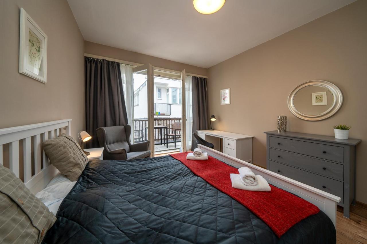 New Town - Apple Apartments براغ المظهر الخارجي الصورة
