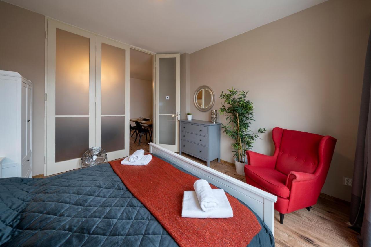 New Town - Apple Apartments براغ المظهر الخارجي الصورة